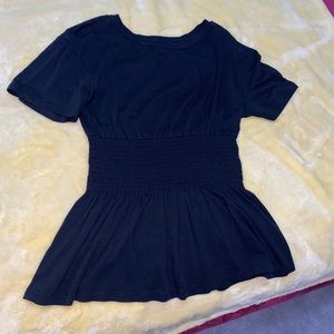 Black cinch at the waist top!